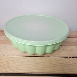 VINTAGE Tupperware 3 Pc Jel-N-Serve Jello Mold
